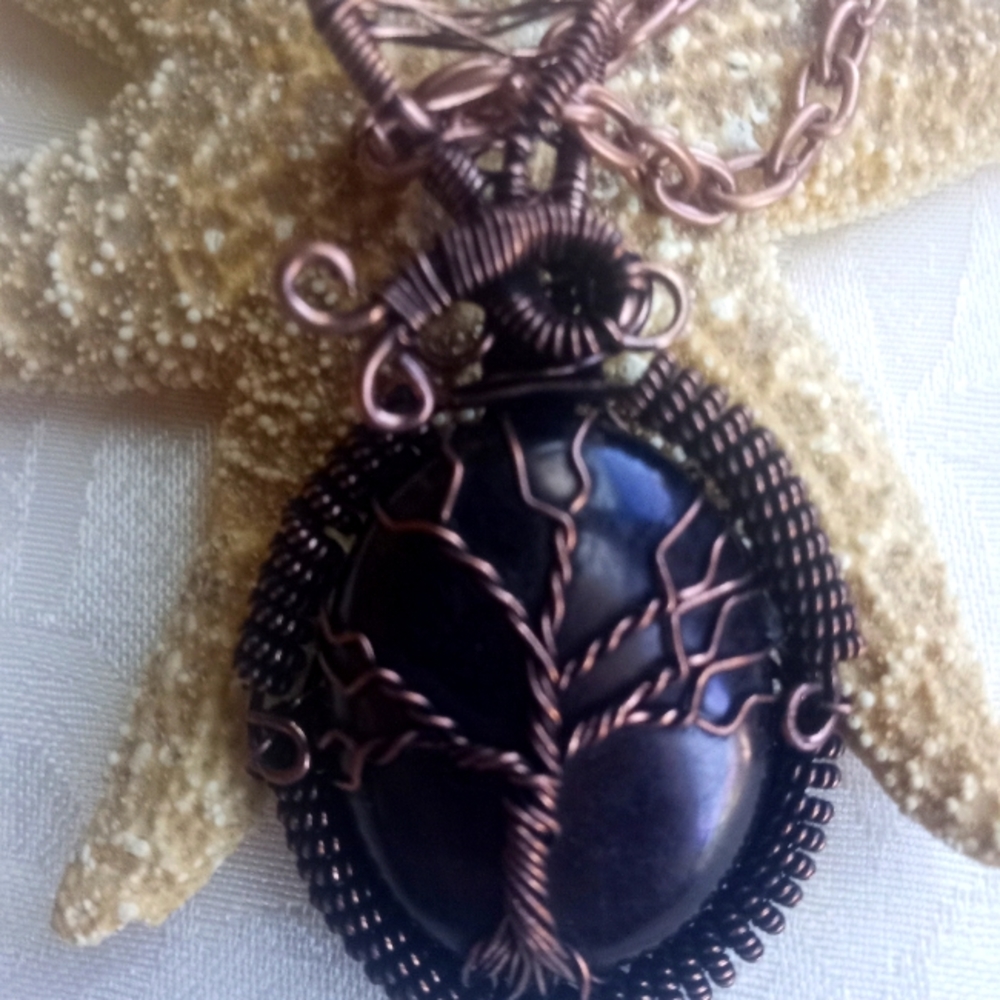 Tree of life stone wire wrapped in a unusual way!!!